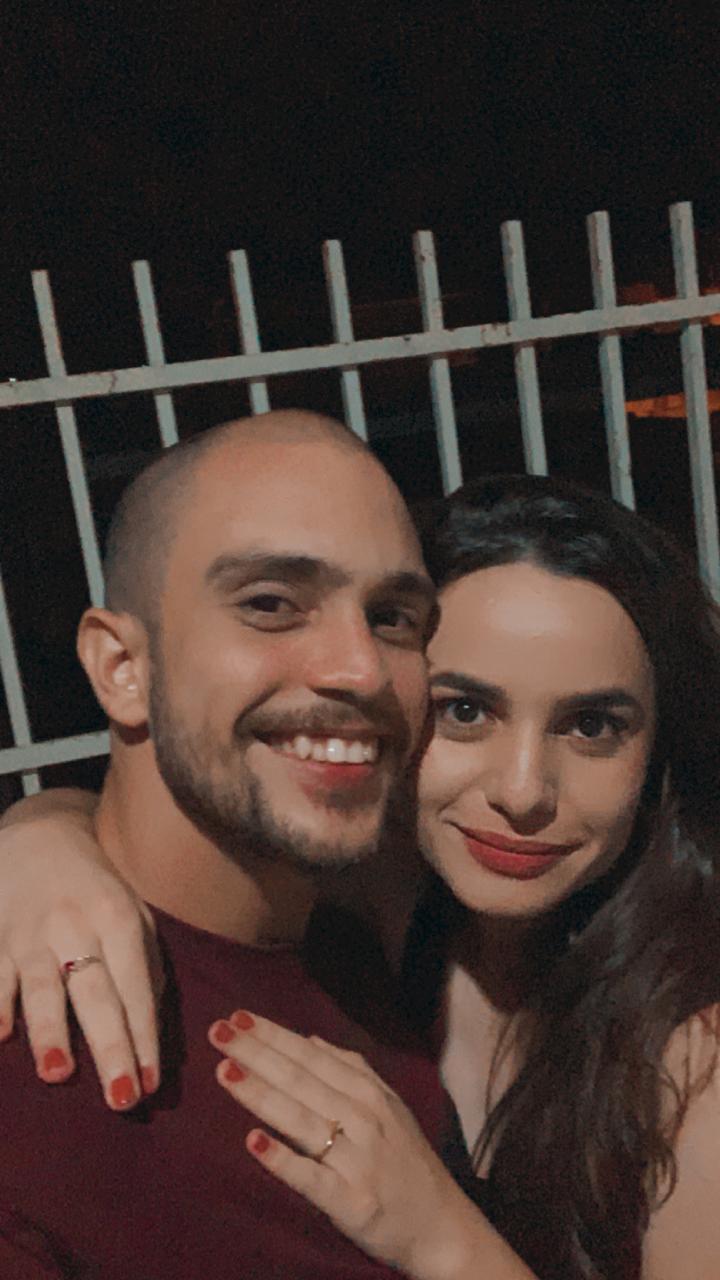 Uma longa viagem. Uma foto. Um destino.